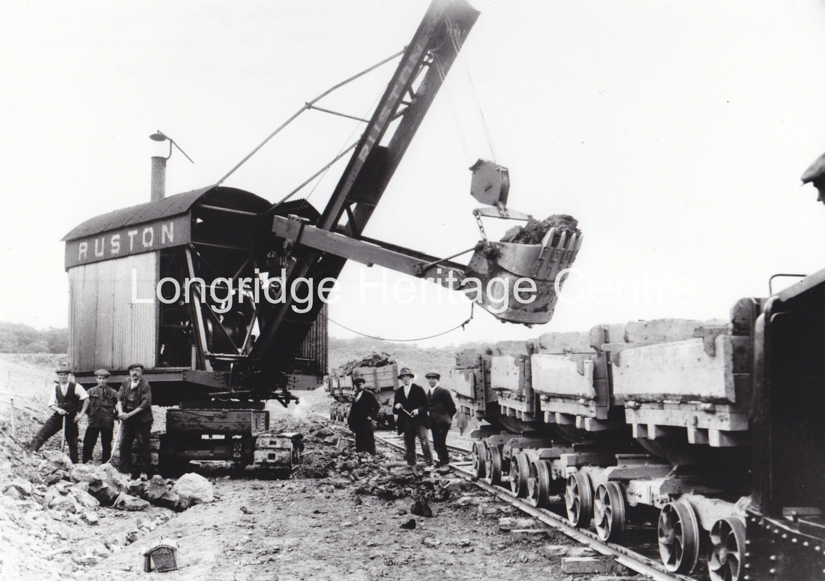589 - Ruston Steam Navy - At work on Alston No 3 reservoir - 1922